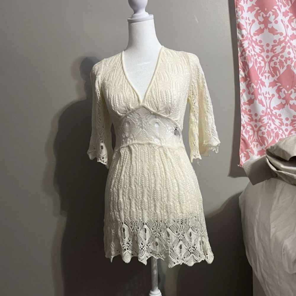 Lace tunic size Small
